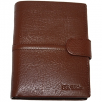 Bristan Wero *1 Brown